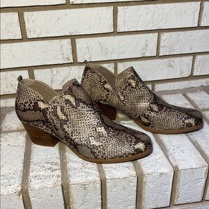 BareTraps Brown Tan Ankle Booties with Low Heel